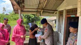 Caption: Kompi 2 Batalyon B Pelopor memberikan santunan kepada warakawuri dan puluhan anak yatim di Kecamatan Birem Bayeun, Kabupaten Aceh Timur, sebagai bentuk kepedulian sosial di desa binaannya.