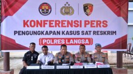 Caption:Satuan Reserse Kriminal(Sat Reskrim) Polres Langsa, menggelar konfrensi pers di Mapolres Langsa, Selasa (14/04/2026).