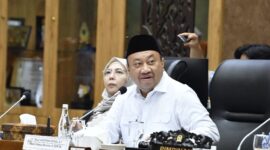 Caption: Suasana Rapat Komisi X DPR-RI